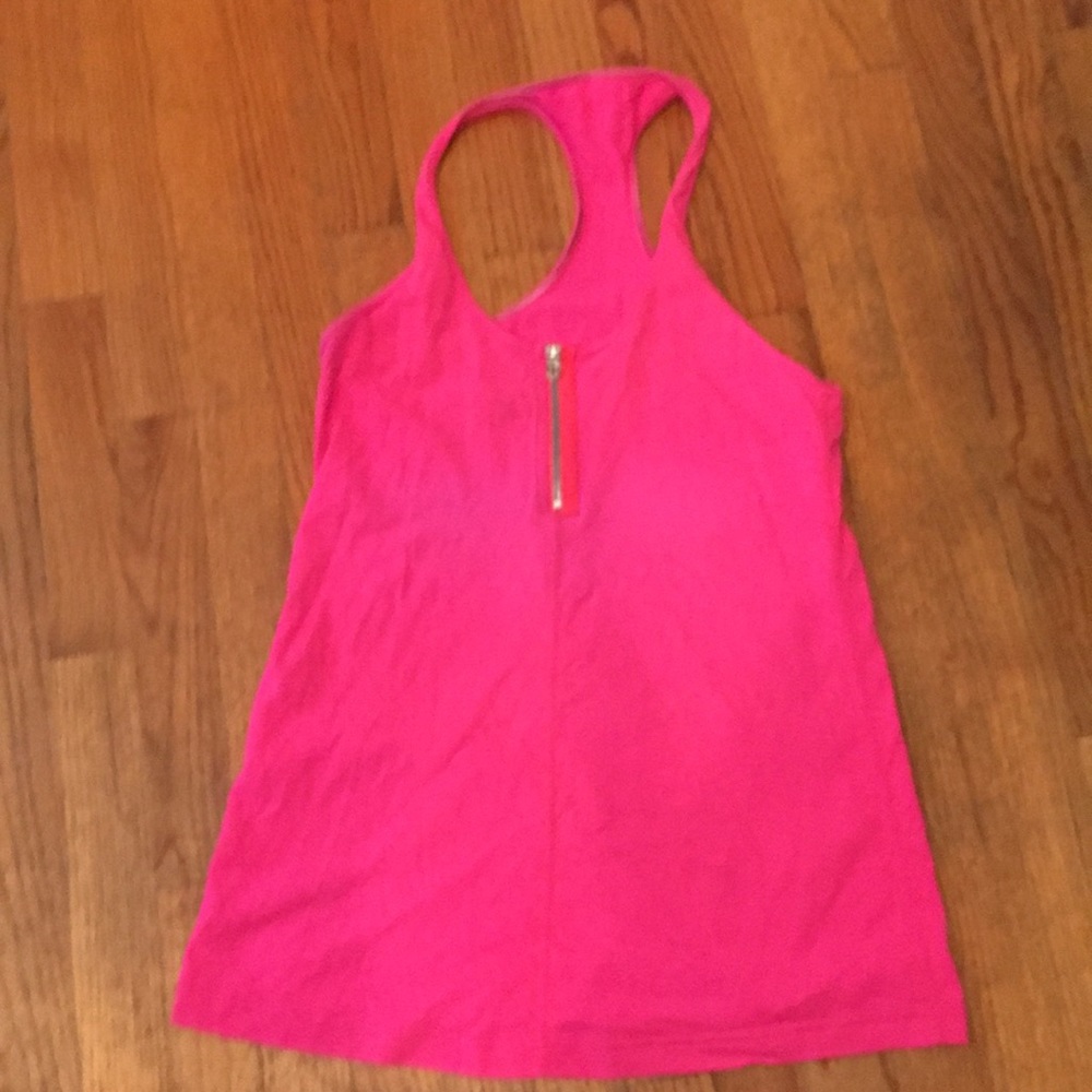 Lululemon workout tank